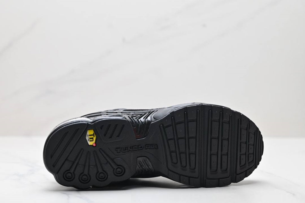 Обувки TN Air Max Plus 3 Just Do It Black