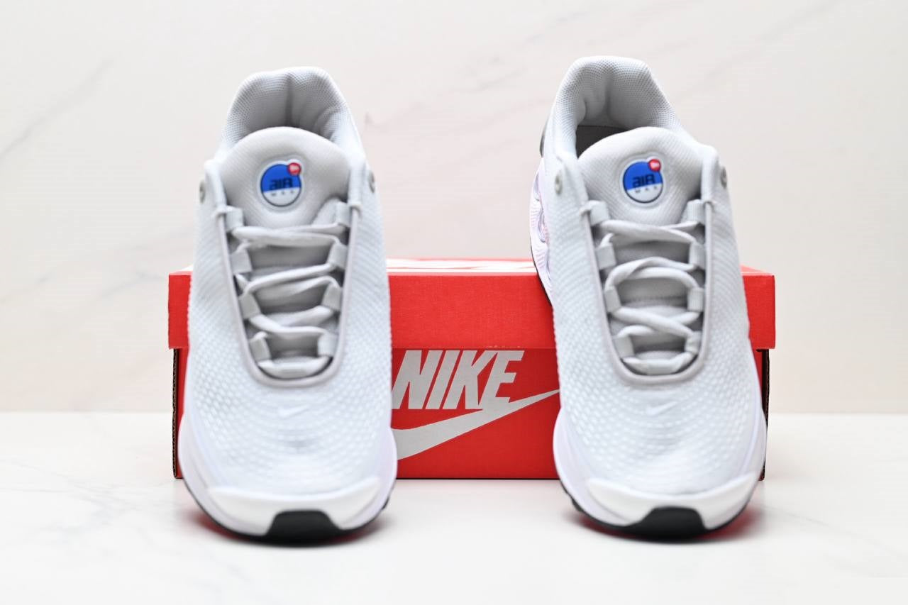 Обувки Air Max DN Pure Platinum