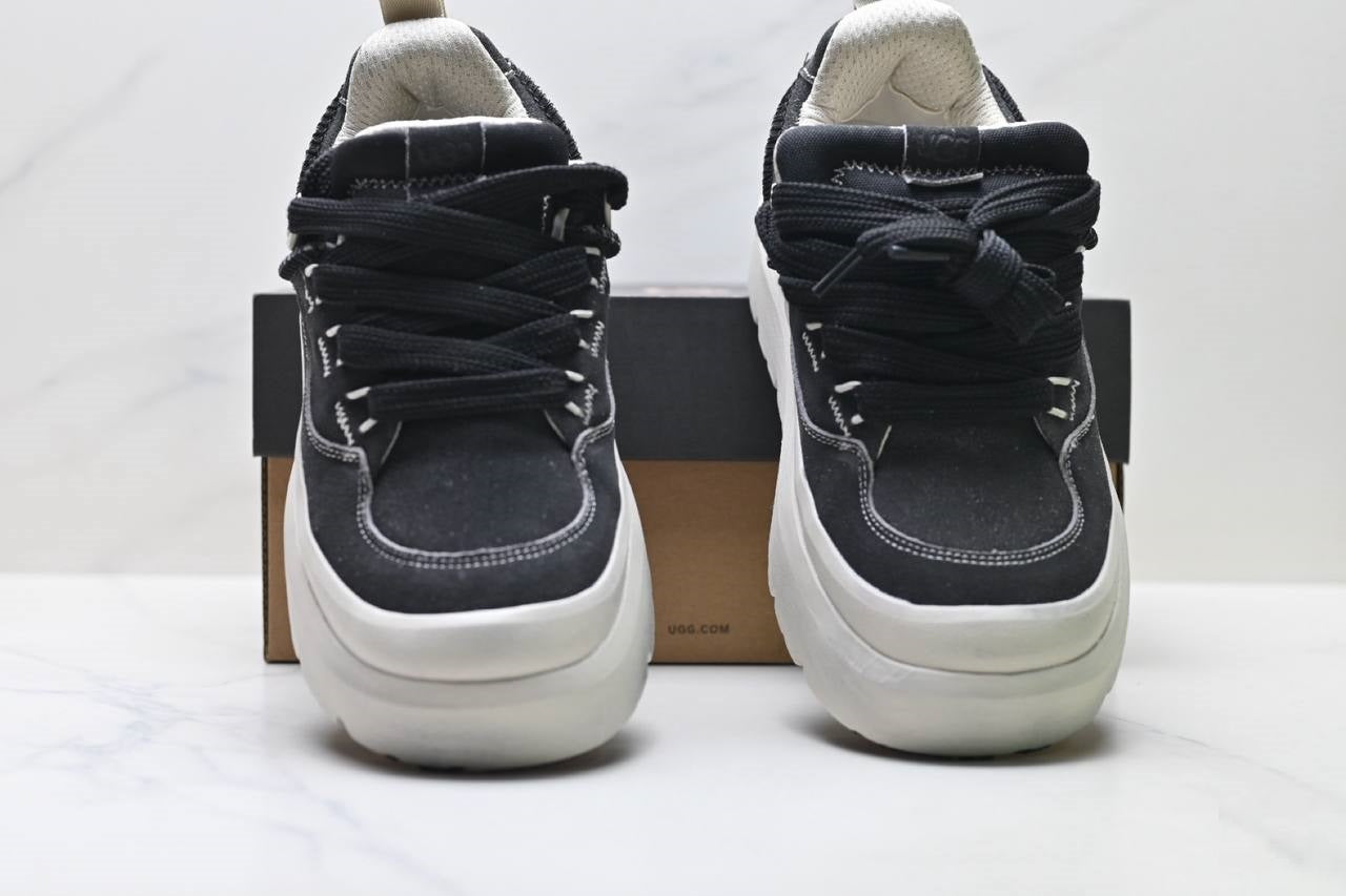 Обувки UGG Heritage Utility