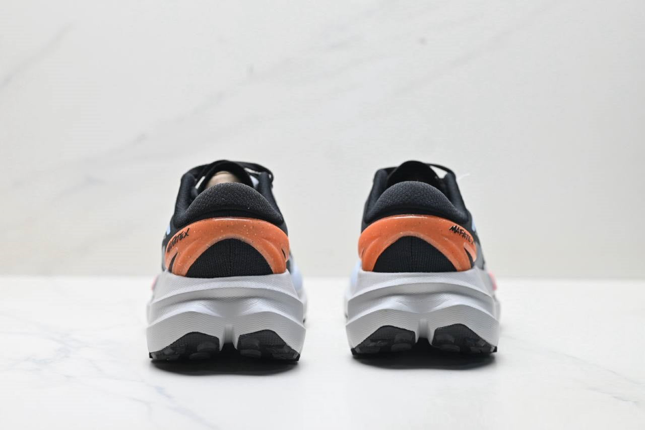 Обувки HOKA Mafate X