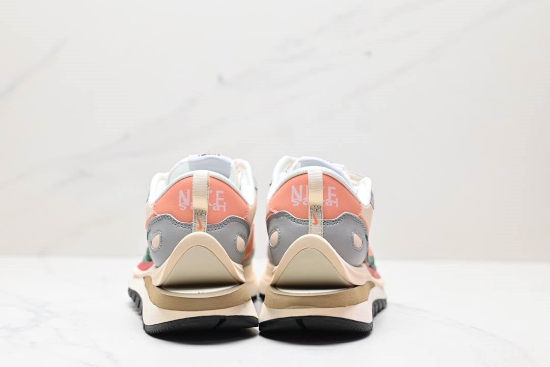 Обувки Sacai VaporWaffle 3.0 Beige Grey Red