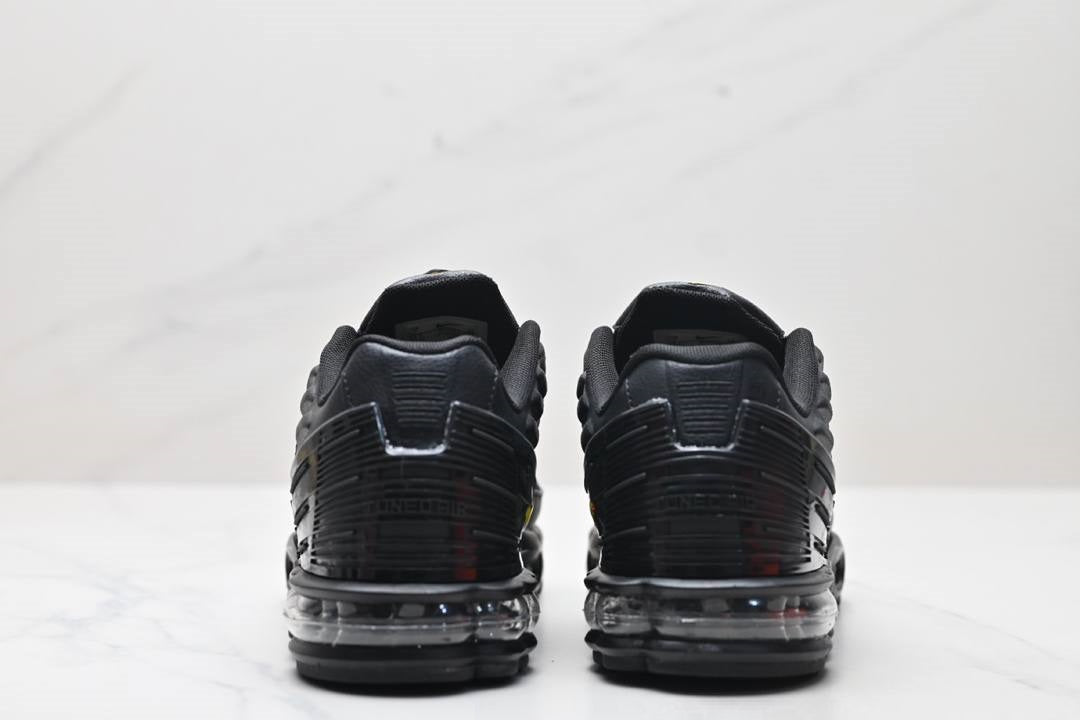 Обувки TN Air Max Plus 3 Just Do It Black