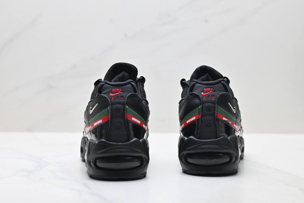 Обувки Air Max 95 SP Undefeated Black