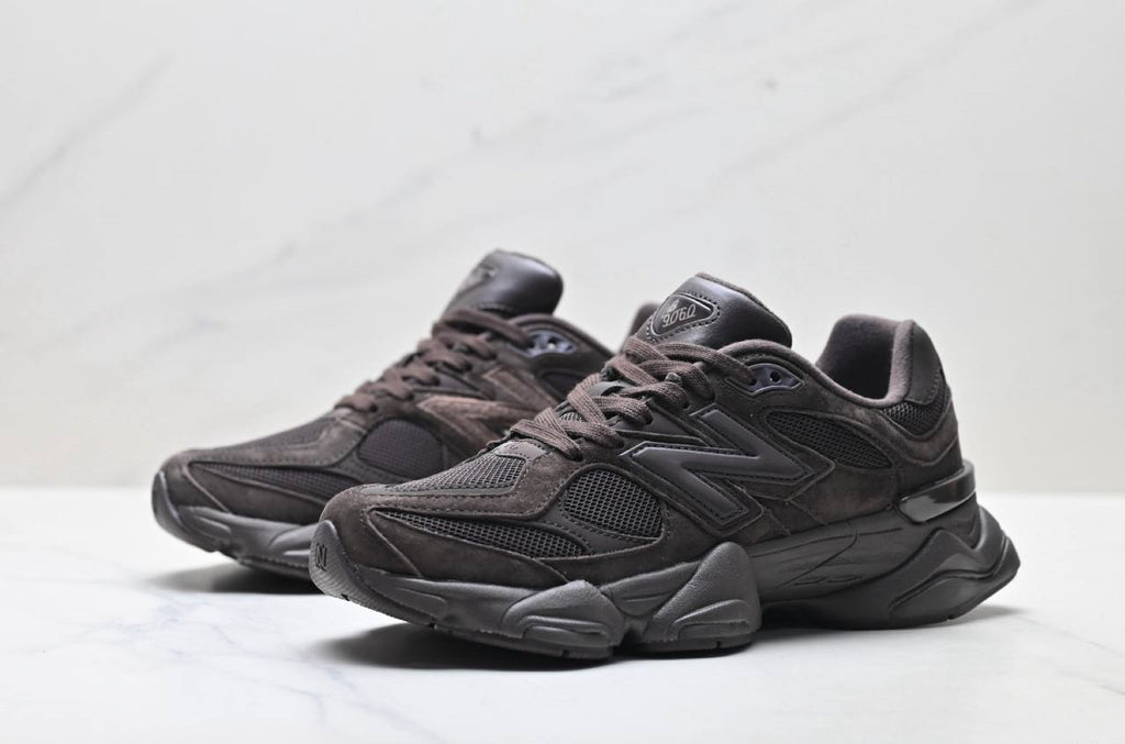 Обувки NB 9060 Brown
