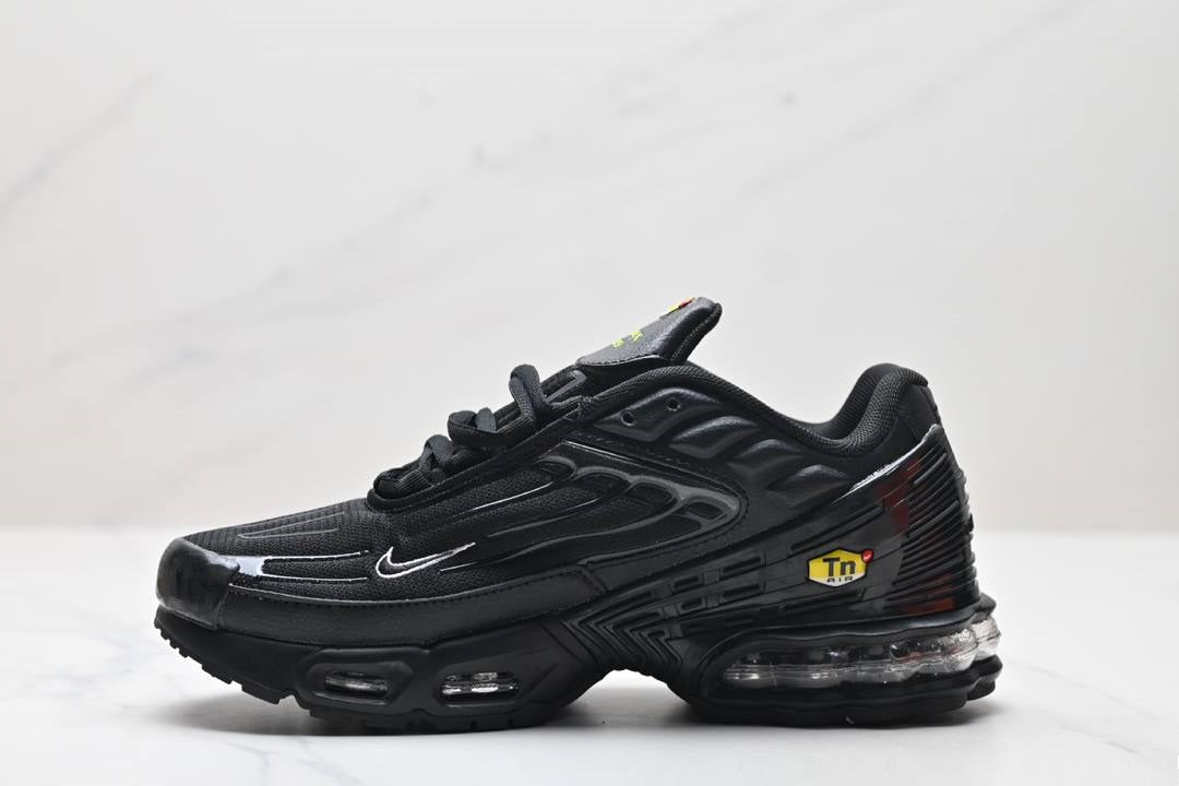 Обувки TN Air Max Plus 3 Just Do It Black