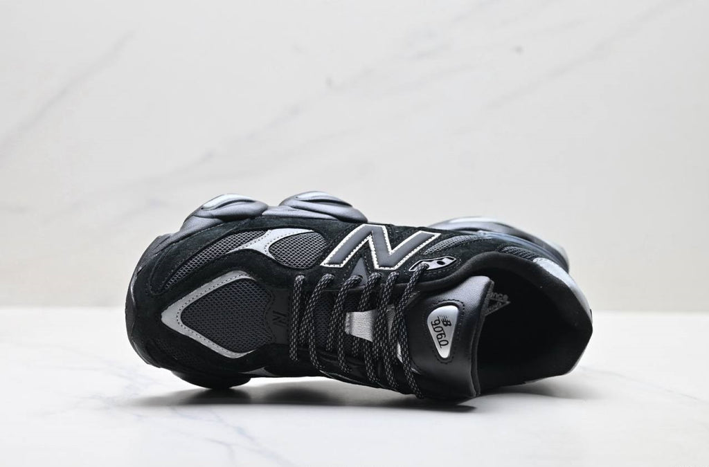 Обувки NB 9060 Black Grey