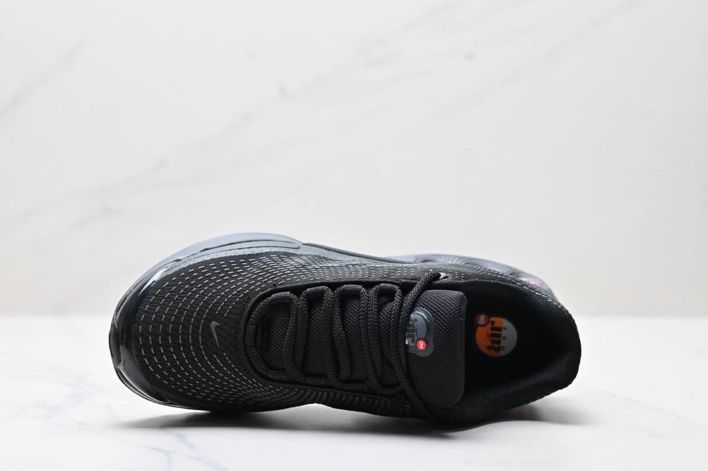 Обувки Air Max DN All Night