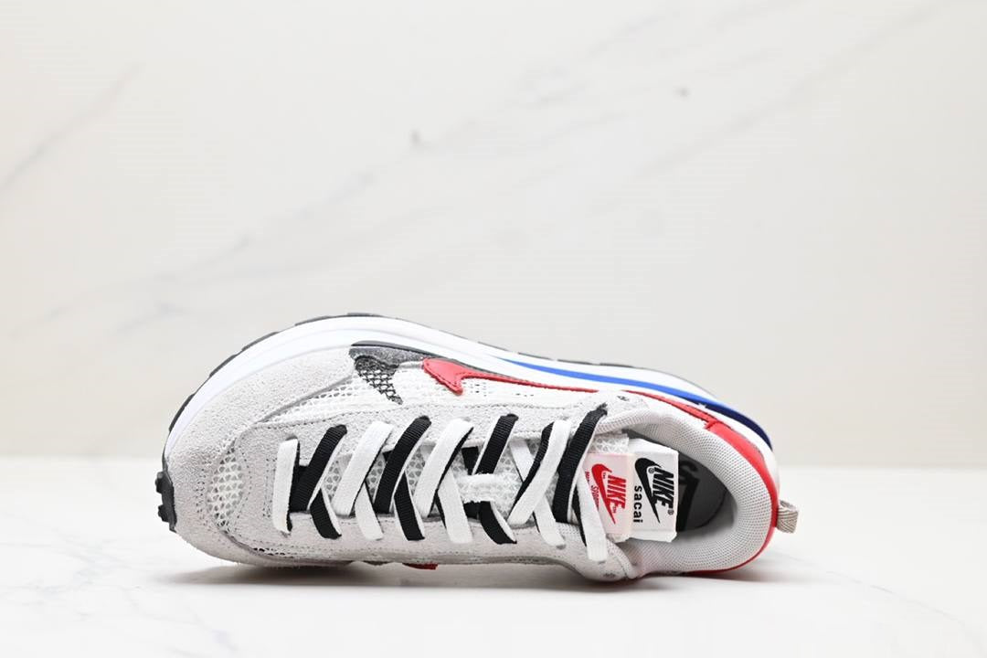 Обувки Sacai VaporWaffle Sport Fuchsia Game Royal